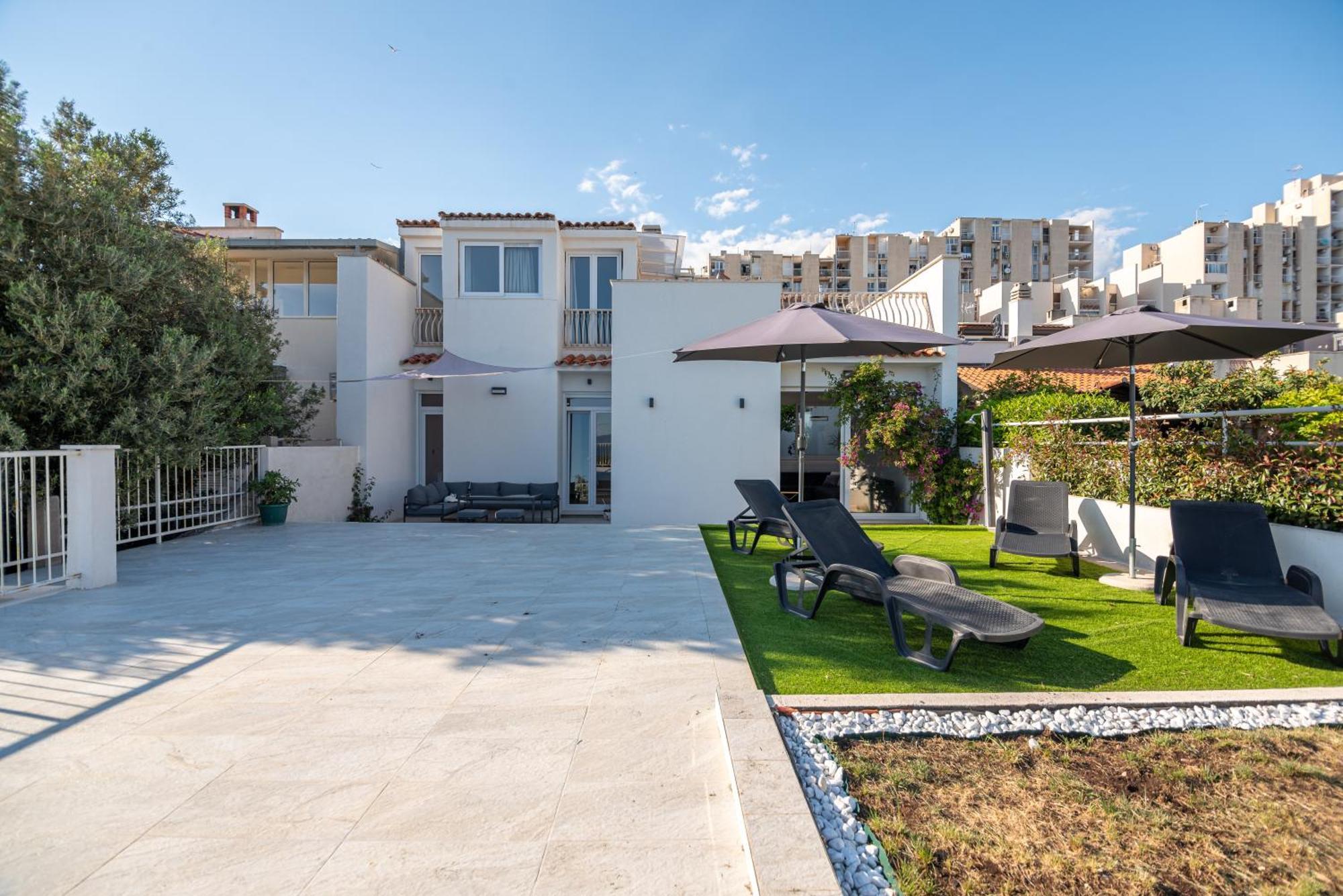 Royal Lux Residence Split Exterior photo